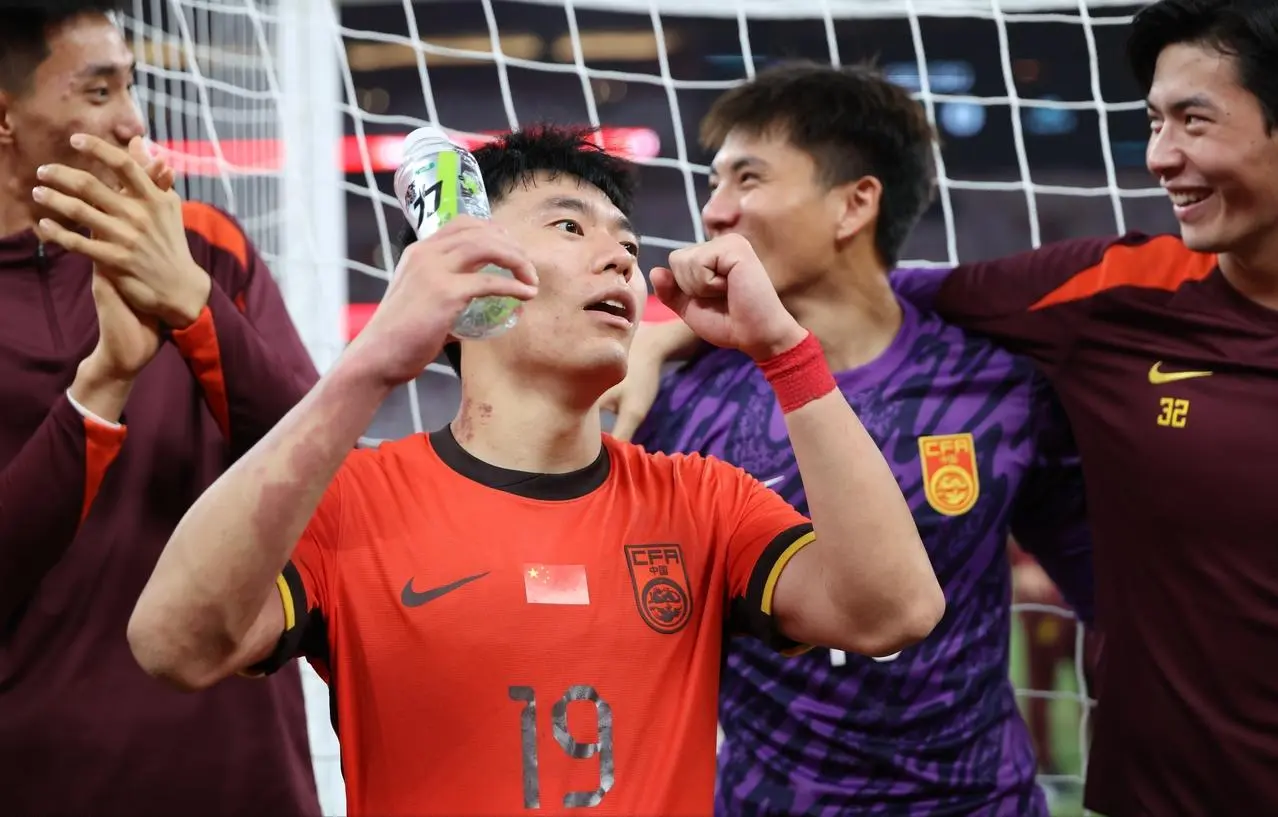 被寄予厚望, 晋级 被寄予厚望, 晋级